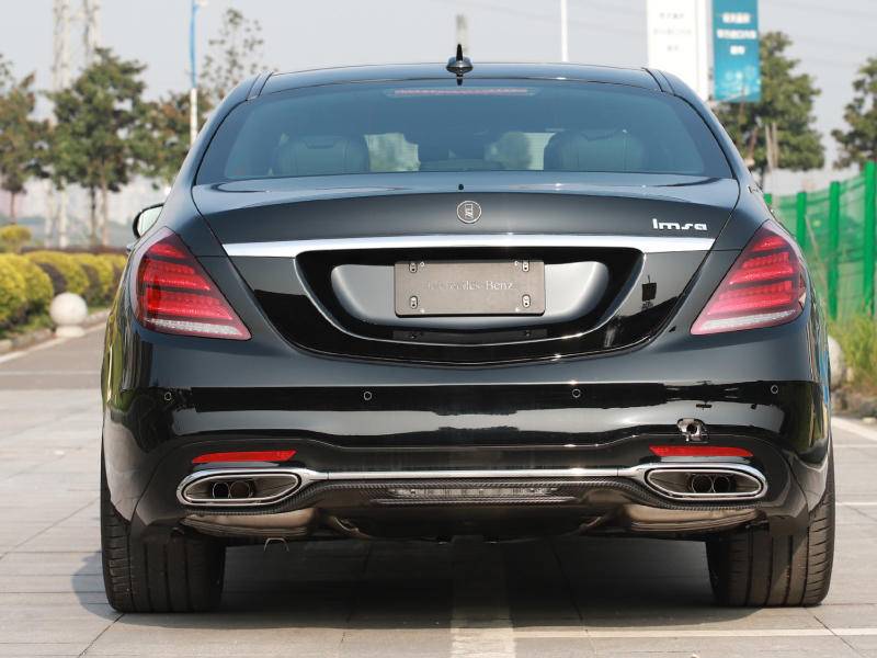 2020款英飒s级 正后